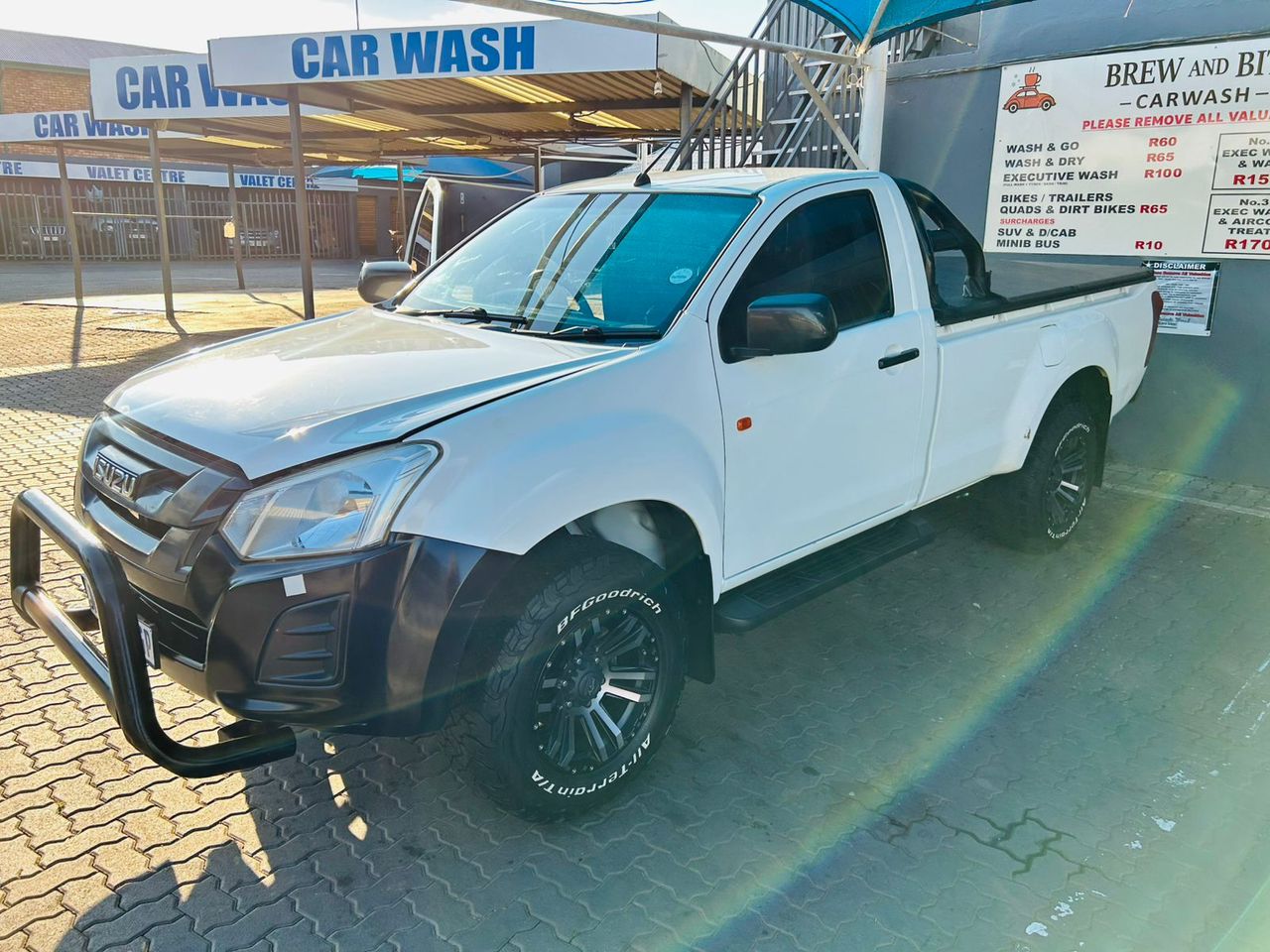 Vehicle photo